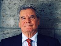 Gauck-Reto_Klar.jpg 