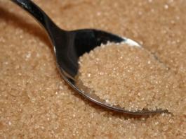 Die Zuckerpreise in der EU sollen sinken. Deswegen hat die EU-Kommission verschieden Ma�nahmen beschlossen.&copy; Carolin Schw�rzle/aboutpixel