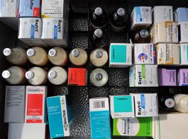In der Datenbank sollen Tier�rzte und Gefl�gelhalter alle Angaben zur Verschreibung und Anwendung von Antibiotika bei Mastgefl�gel eingeben. &copy; landpixel.de