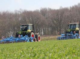 Lemken Kristall im Einsatz&copy; LEMKEN