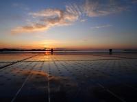 iStock_000005672640Small.jpg 