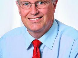 Ing. Franz Reisecker , der Pr�sident der Landwirtschaftskammer Ober�sterreich, �R, zieht eine �berwiegend positive Bilanz des Bauernjahres 2011, er verweist aber auch auf Unsicherheiten in der Zukunft. &copy; Foto: LK OOE