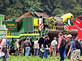 Kartoffelroder auf der PotatoEurope 2009.&copy; DLG
