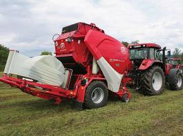 In Rundballenpressen und Lindwurmschwadern ist Eder Landtechnik wieder Marktf�hrer.&copy; Eder GmbH