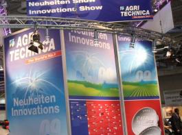 Mehr als 320 Neuheiten sind zur Agritechnica 2011 angemeldet.&copy; DLG