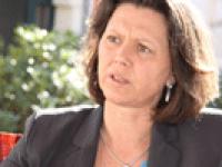 Aigner_kritisch2.gif Aigner Ilse