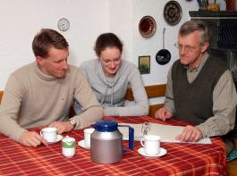 Etwa 613.000 Landwirte erhalten zum 1. Juli eine Rentenerh�hung.&copy; Landpixel