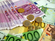 ft_Geld_Scheine_ElenaR.jpg Geld