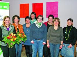 Die verj�ngte Kreisvorstandschaft der Landfrauen im BBV Neu-Ulm: (v. l.) Kreisb�uerin Christiane Ade, ihre Stellvertreterin Hildegard Wiedenmann und die Beisitzerinnen Andrea Stetter, Marliese Ritter, Katja �lberger, Andrea Werbach, Cilli Kollmer und Marion Miller. &copy; Foto: Ammich