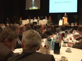 Die LWK bietet nach Aussagen von Vizepr�sident Gerhard Schwetje Kundenn�he in Bestform.&copy; Greuner