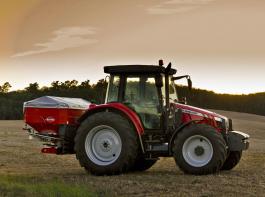 Nachwuchs in der Baureihe MF 5400