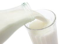 Milchglas_Milchflasche.jpg 