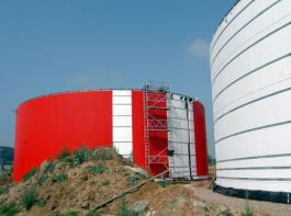 Bisher gibt es in Deutschland nur rund 50 Biomethananlagen, die Biogas ins Erdgasnetz einspeisen. 
