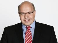 PeterAltmaier.jpg 