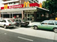 McDonaldsFiliale.jpg 