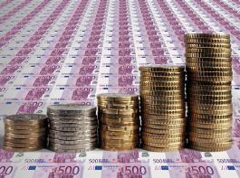 Mehr Geld f�r die Landwirtschaftliche Unfallversicherung: Die Erh�hung ist an einen LSV-Bundestr�ger gebunden, der noch geschaffen werden muss.&copy; Gerd Altmann/pixelio