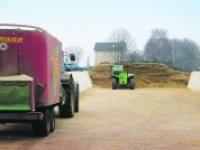 40_FUTTERMISCHWAGEN_BILD_1.jpg 