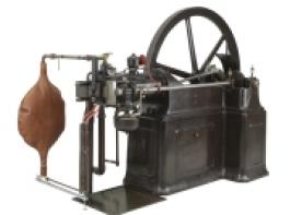 Viertakt Gasmotor von 1878 aus der Deutz-Motorensammlung&copy; Deutz AG