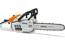 Die STIHL Motors�ge MS 201 wiegt nur 3,9 Kilogramm.&copy; STIHL