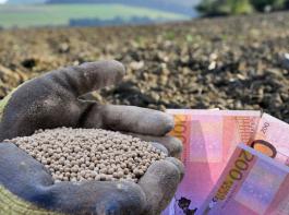 Minerald�nger ist innerhalb der letzten 24 Monate in Deutschland um 30 Prozent teurer geworden.&copy; agrar-press