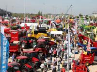 agra2011.jpg 