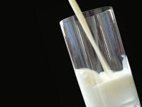 Glas-Milch.jpg 