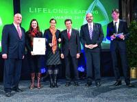 _Learning Award 2011.BMP 