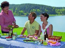 Die Picknickb�uerinnen garantieren eine kulinarische �berraschung w�hrend oder am Ende einer Wanderung.