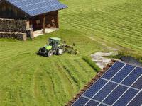 Solaranlage_Halle.jpg 