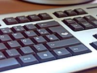 Tastatur_by_asrawolf_pixeli.jpg 