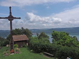 Vom Kloster Frauenberg, zu dem auch eine Wallfahrtskapelle gehört, bietet sich ein schöner Blick über den Bodensee.