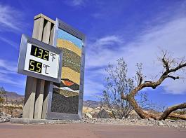 Temperaturextreme weltweit: hier die Anzeige aus dem Death Valley Nationalpark, Kalifornien, vom 16. Juli.