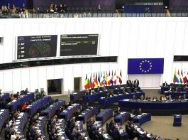 Das Europaparlament hat sich am Mittwoch   nicht auf eine Verhandlungsposition zum Vorschlag ber eine Verordnung zum nachhaltigen Einsatz von Pflanzenschutzmitteln (SUR) einigen knnen.