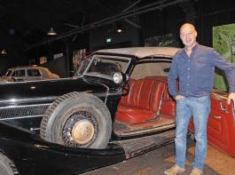 Museumsbesitzer Martin Waltz kennt die Geschichte aller seiner Schätzchen. Im Bild das Horch 853 Sport Cabriolet, das Kronprinz Olav von Norwegen bei der Siegesparade 1945 in Trondheim fuhr.