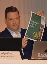 Geschäftsführer Holger Klein stellte den Tätigkeitsbericht vor.
