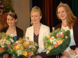 Gekrönt wurde letztes Jahr die 66. Badische Weinkönigin Isabella Vetter (Mitte) mit den Prinzessinnen Melissa Fünfgeld (rechts) und Annette Herbstritt. 