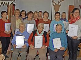 Bei der Jubiläums-Hauptversammlung zum 25-jährigen Bestehen zeichneten die Wittlekofer Landfrauen 23 Gründungsmitglieder aus.